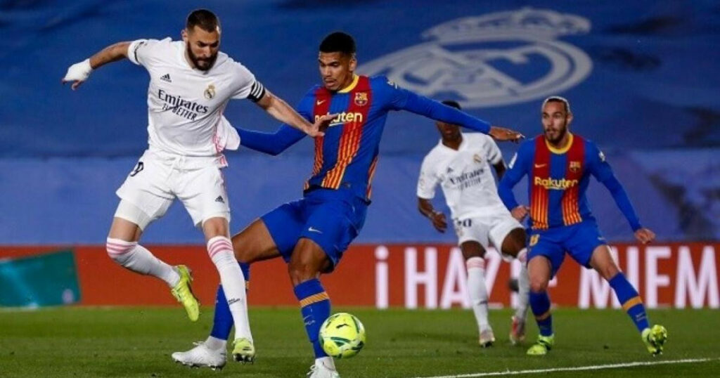 Real Madrid vẫn đang thể hiện phong độ tốt hơn so với Barcelona